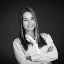 Nina Kusterer  picture