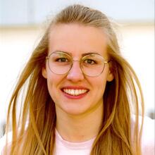 Lea Schöll  picture