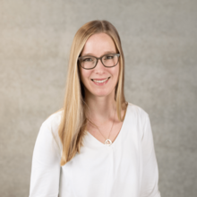 Julia Hindelang picture